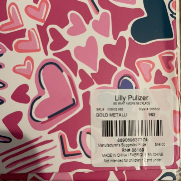 Lilly Pulitzer🏷$48| Gold “LOVE” Necklace NWT💞 - Picture 3 of 5